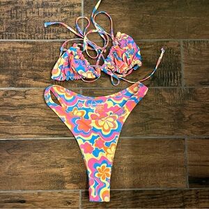 Kulanis Kinis set ruched bikini top high waisted high cut bottoms size medium